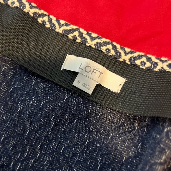 Loft Pencil Skirt - Picture 3 of 3